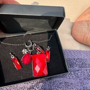 Necklace with earrings set